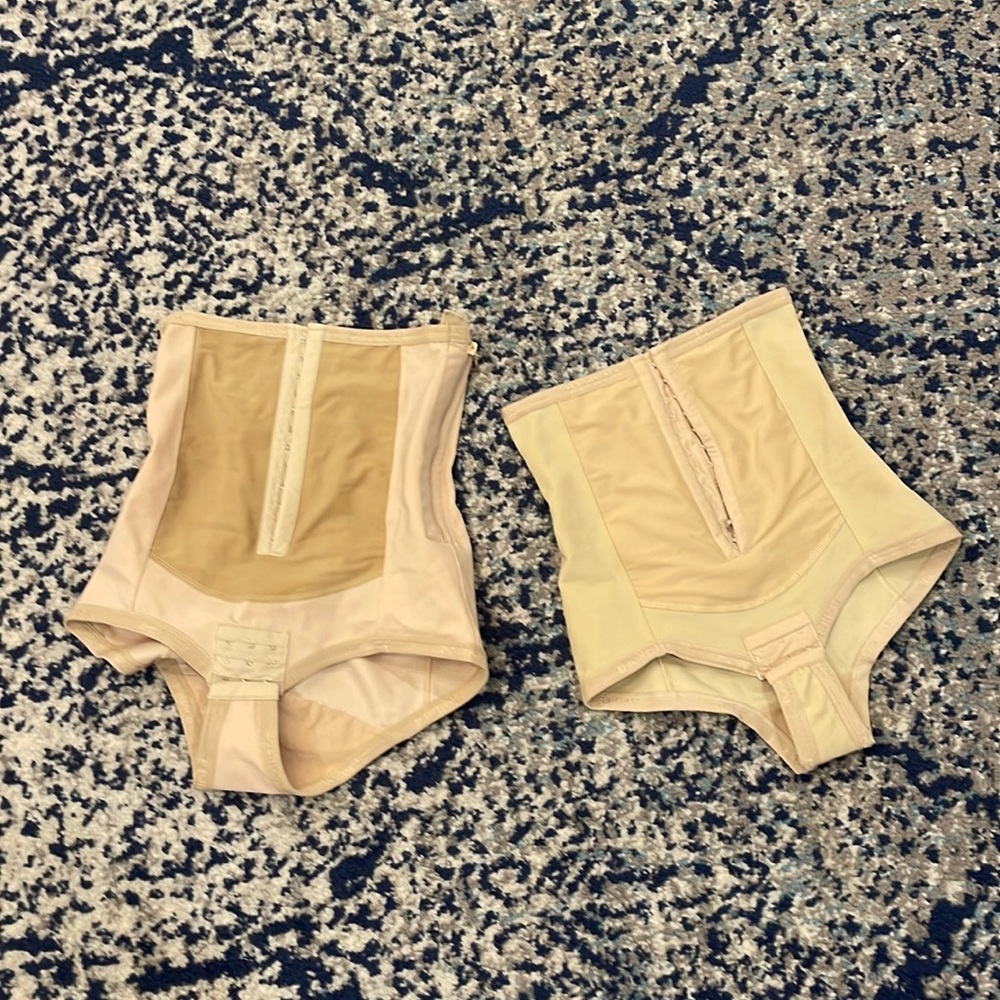 Bellefit dual closure girdles